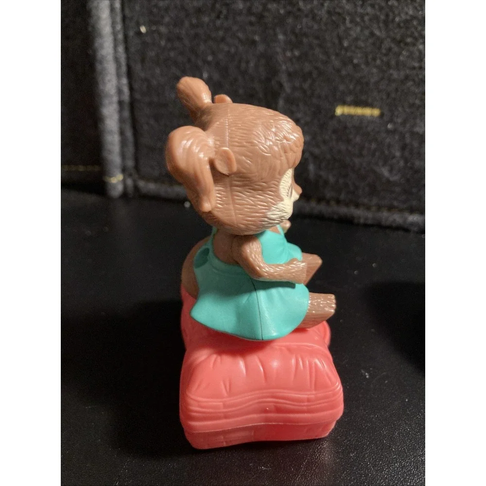 Alvin And The Chipmunks Eleanor McDonald's Happy Meal Toy 2011 - Complete Figure